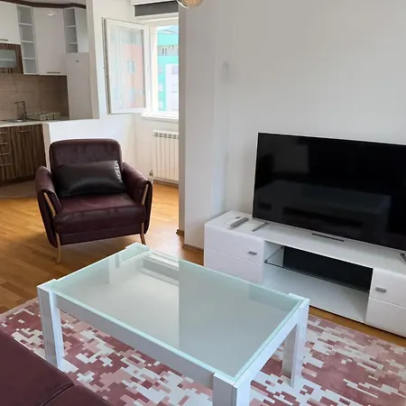 Togo East Sarajevo - Free Parking Apartman Donje Mladice
